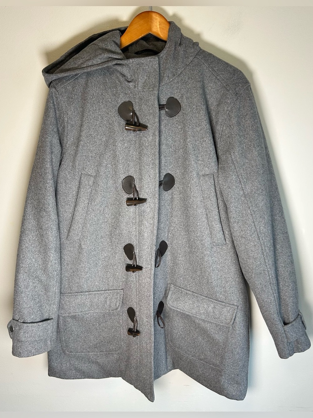 Duluth Trading Duffle Toggle Coat Women’s L Wool Blend Lined With Hood LIKE NEW